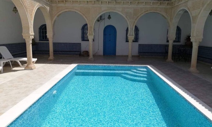 Houmt Souk Maison | Maison typique (houche) avec piscine sans vis à vis