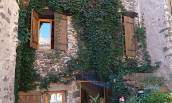 Lacoste Maison | Maison de village typique