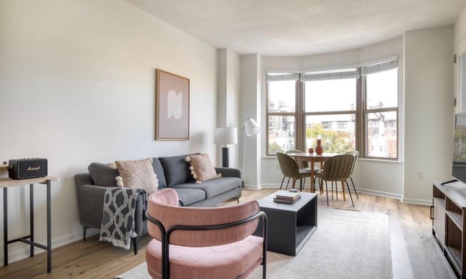 Cardozo Appartement | U Street 1br w gym rooftop nr metro dining WDC-726