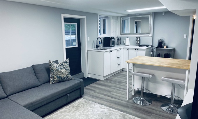 West Point Grey Maison | UBC / Kitsilano Gem