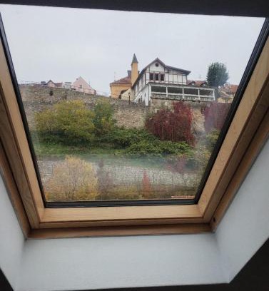 Loket Appartement | Ubytování pod Jezem