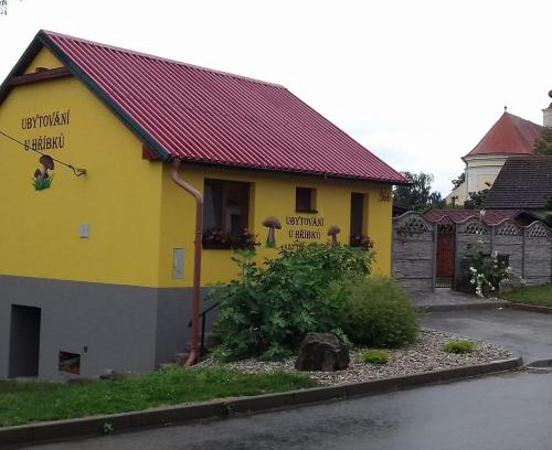 Dyjakovice Maison | UBYTOVÁNÍ u HŘÍBKŮ
