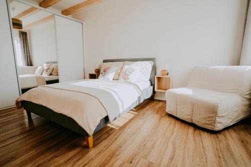 Uhercice Villa | Ubytování Ve dvorku
