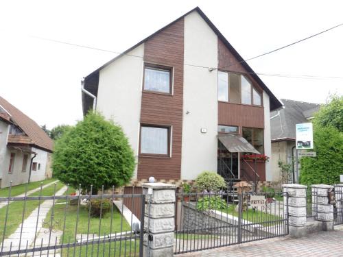 Besenova Appartement | Ubytovanie v súkromí 85 suterén
