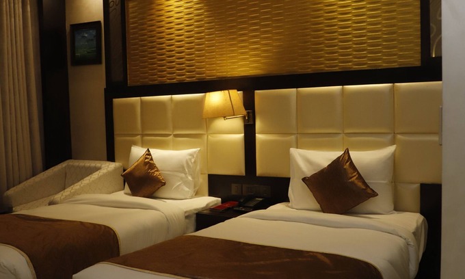 Sat Bari Hôtel | Udman By Ferns N Petals, Chattarpur