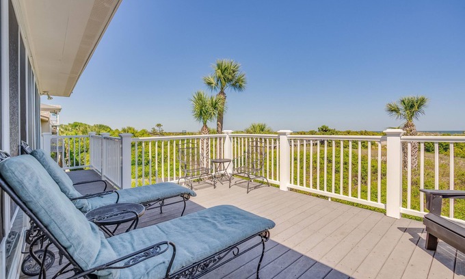 Savannah Beach Cottage | 2 12th Street ~ Oceanfront