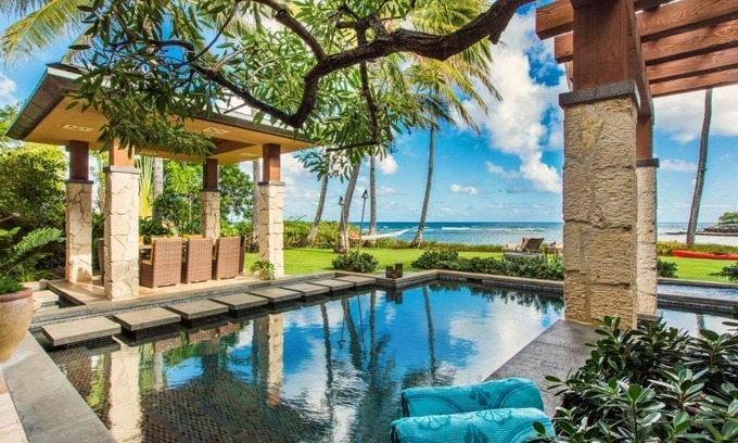 Kahala Maison | Ultra Luxury Oceanfront 8 BD 8.5 BA Pool & Hot Tub in Diamond Head