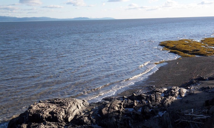 Riviere-Ouelle Villa | Villa ultramoderne bord du fleuve Vue exceptionnelle Plage déserte 1.5km
