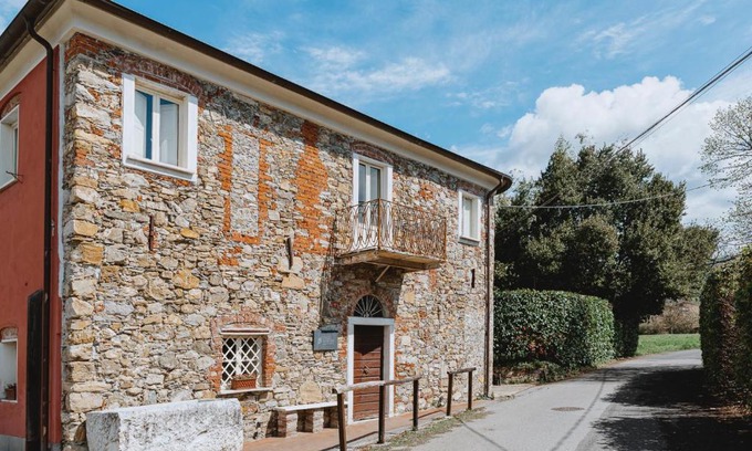 Sarzana Maison | Un Angelo Alla Mia Tavola