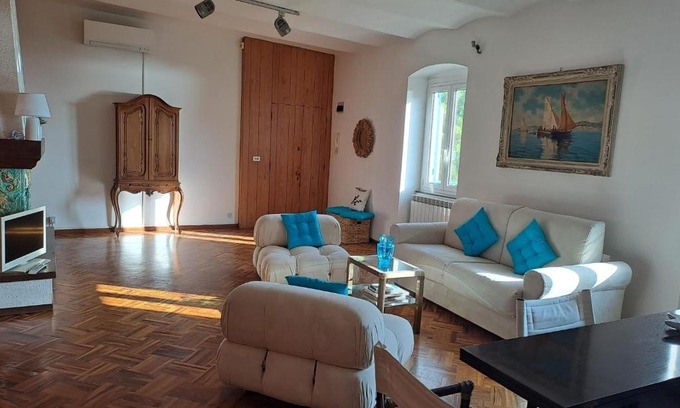 Riva Trigoso Appartement | Un camino in Riva al mare