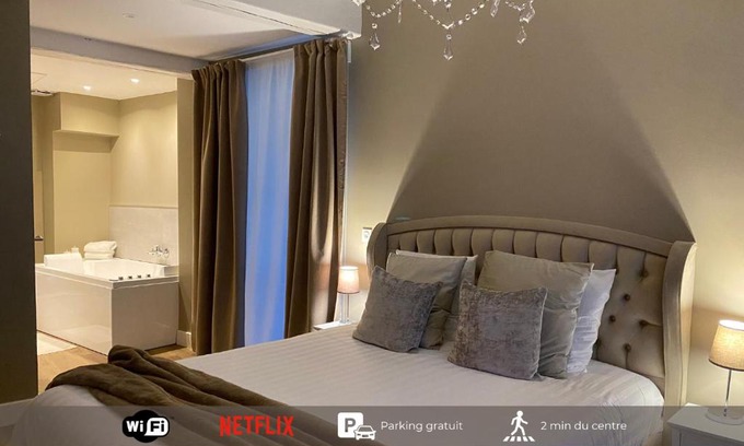 Saint-Aquilin-de-Pacy Lit Et Petit-Déjeuner | UN COCON EN VILLE - chambre SPA chic et élégante