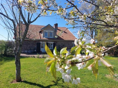 Thienans Maison | Un Détour Par Thiénans cottage entier
