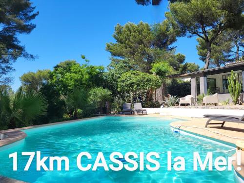 11th Arrondissement Villa | UN OASIS EN PROVENCE