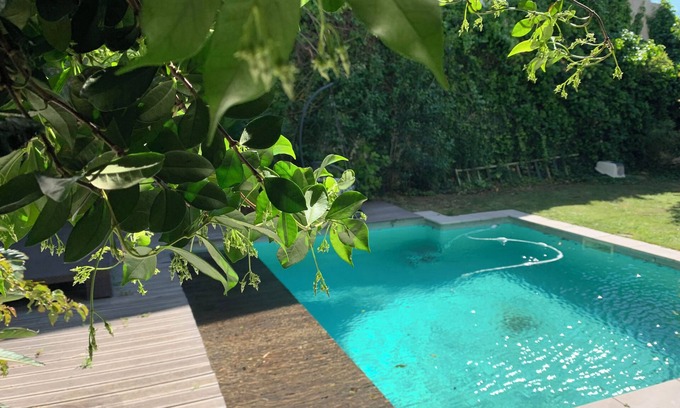 Les Coves Maison | UN PETIT COCON DE VERDURE