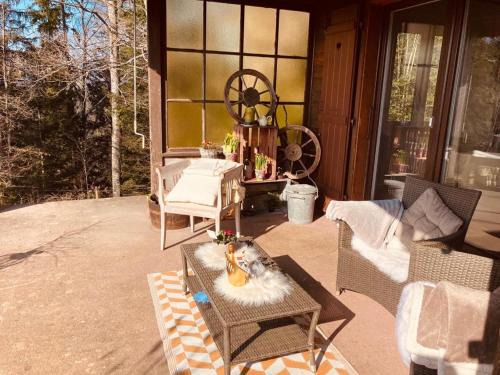 Les Brenets Chalet De Ski | un ptit chalet