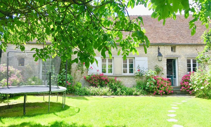 Nangeville Maison | Un Rêve de Campagne /gîte de groupe Sud Fontainebleau-6 chambres-15 couchages