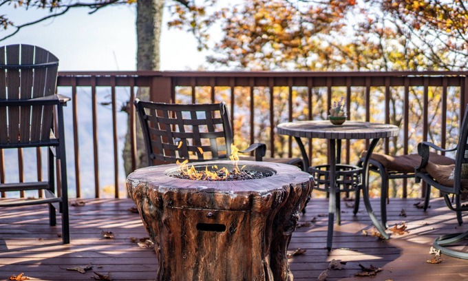 Roseland Maison | Unbeatable Views Atop Wintergreen Pool