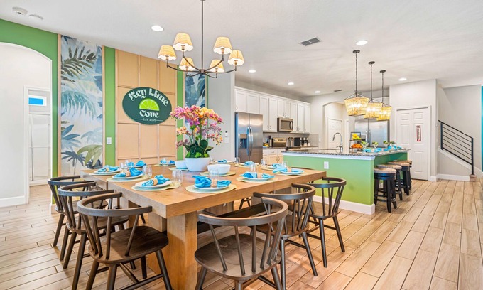 Loughman Maison | Under the Sea Bedroom, Tropical Game Room, Theater, Pool Table + Card Table: Key Lime Cove