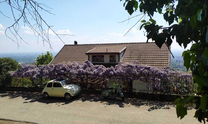 Cavoretto Appartement | Une fenêtre sur le Piémont sur la colline de Turin, à Revigliasco Torinese
