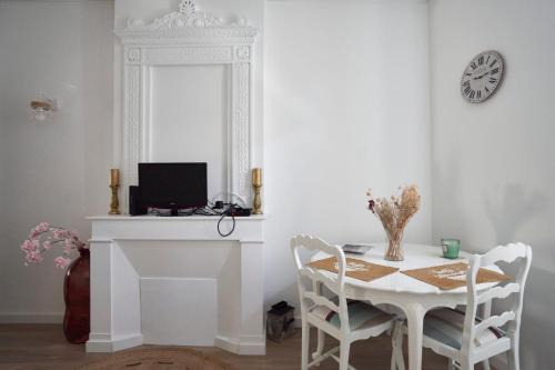 Langon Appartement | Une nuit à Bord de Garonne - WIFI