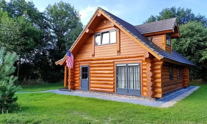 Linde Villa | Unieke houten villa met SAUNA in Twente - 5p