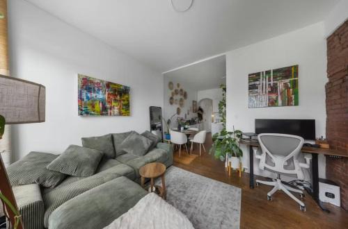 Ukrainian Village Appartement | Union Square Sanctuary - Chic One Bedroom Retreat in Downtown Manhattan