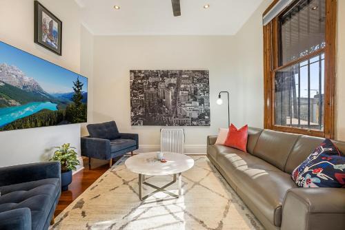 North Melbourne Maison | Unique 2- Storey Victorian Terrace near Errol St