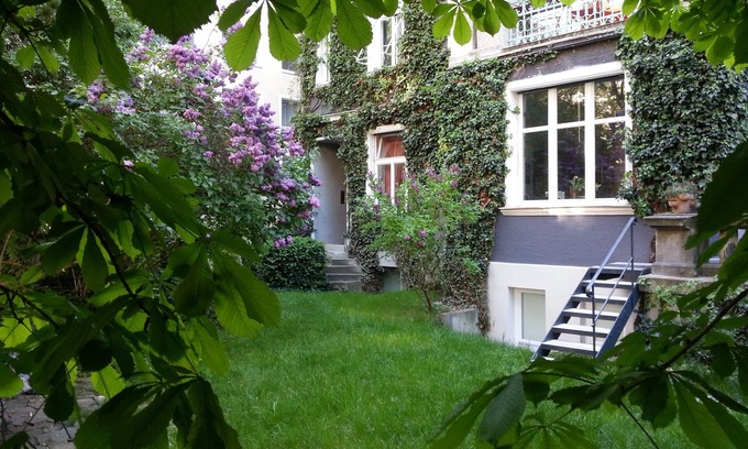 Schwabing-Ost Maison | Unique 2floor renovated 100-yr-old apartment with garden in the centre of Munich