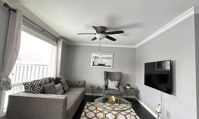West Oak Trails Maison | Unique 3 bedroom townhouse with 2 parking spaces.