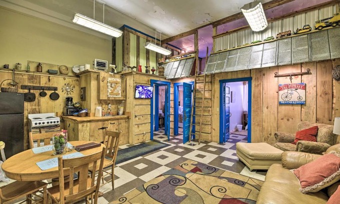 Wilcoe Appartement | Unique ATV Apartment in Remodeled Schoolhouse