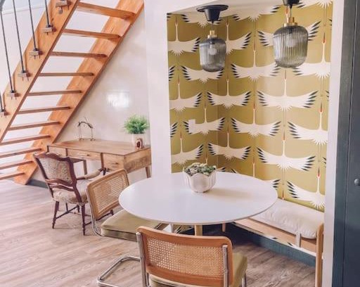 Wildwood Maison | Unique Condo on flight park! Watch hangliders fly!