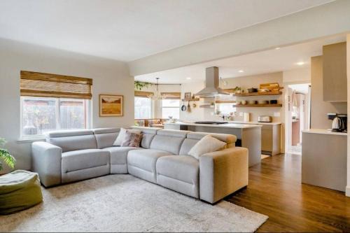 Athmar Park Maison | Unique Denver Designer Home 4 Bed 4 Bath