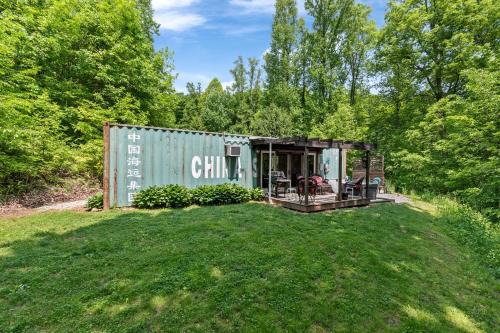 Somerdale Maison | Unique Dover Accommodation with a Hot Tub Perfect for Glamping in Ohio