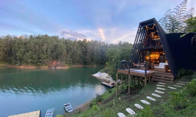 Guatape Chalet De Ski | Unique Lake House breathtaking views