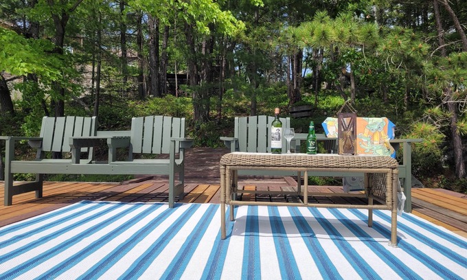 Havelock-Belmont-Methuen Cottage | Unique Little Island Cottage Getaway with Stunning Views.