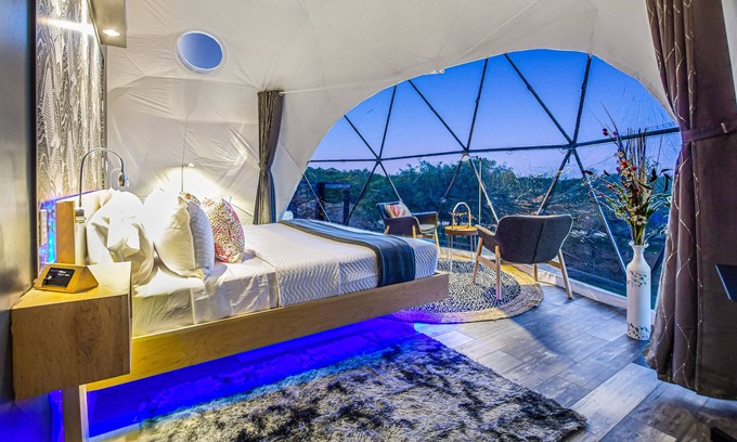 Lago Vista Station Balnéaire | Unique Eco-Glamping Resort in TX Hill country - Pod #1!