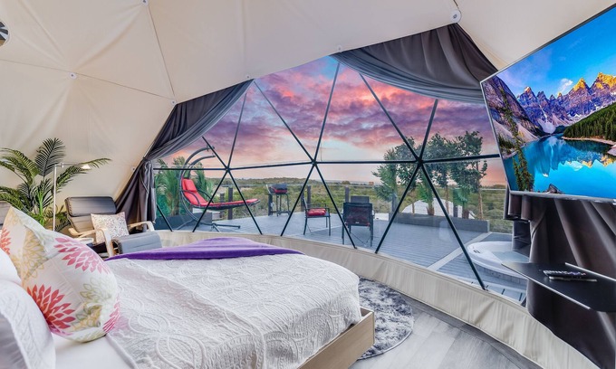 Lago Vista Station Balnéaire | Unique Eco-Glamping Resort in TX Hill country - Pod #8!