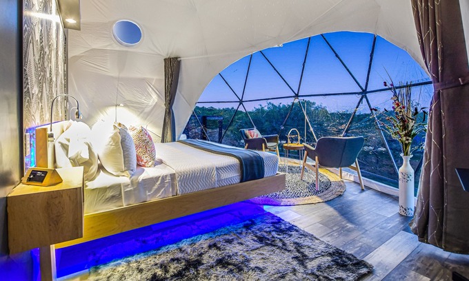 Lago Vista Station Balnéaire | Unique & Plush Eco-Glamping Resort in TX Hill country!