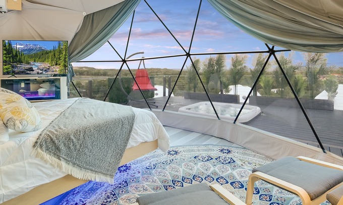 Lago Vista Station Balnéaire | Unique & Plush Eco-Glamping Resort in TX Hill country!