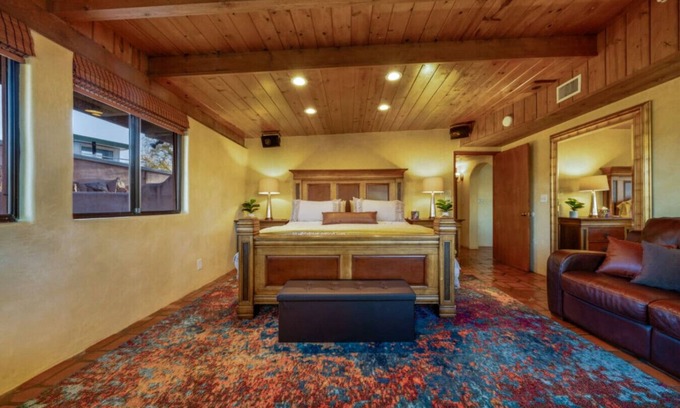 Tucson Maison | Jojoba Studio (Ari) -