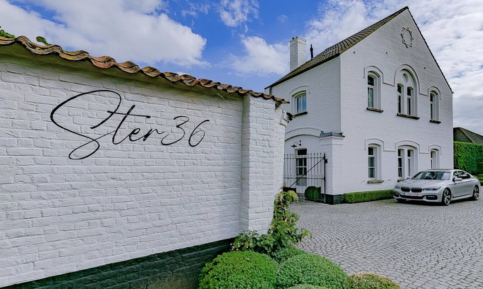 Koekelare Villa | Unique property, in an idyllic location with heated outdoor pool