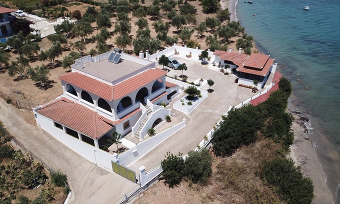 Pylos-Nestoras Appartement | Vue unique sur la mer! Appartement dans une position dominante au-dessus de la mer | Messenie