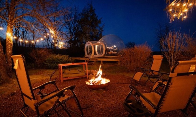 Cambra Maison | Unique Stay! Ricketts Chic Farmhouse Retreat w/ BUBBLE Tent