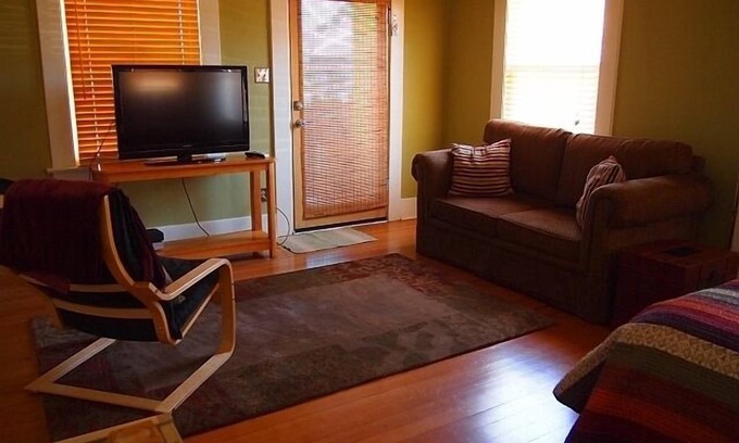 West University Appartement | Unique, Vintage Studio pour Loisirs / Voyage d'entreprise