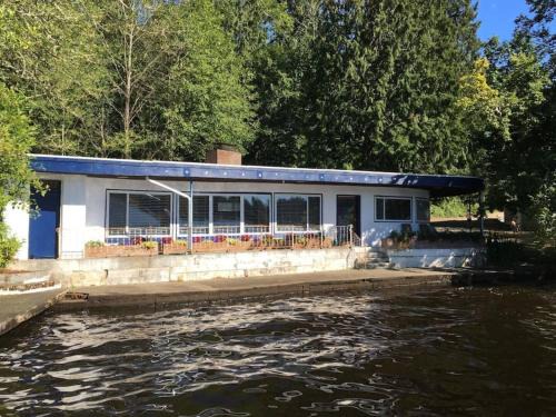 Eatonville Maison | Unique Waterfront Cottage 34 Mi To Mt Rainier