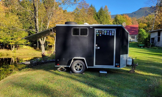 Underhill Maison | Uniquely private 1-bedroom RV in Underhill