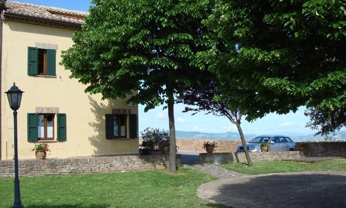 Barchi Maison | Maison de campagne médiévale avec vue panoramique, emplacement unique