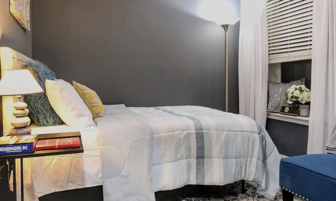 Southeast Maison | Uniquely Styled Private Suite