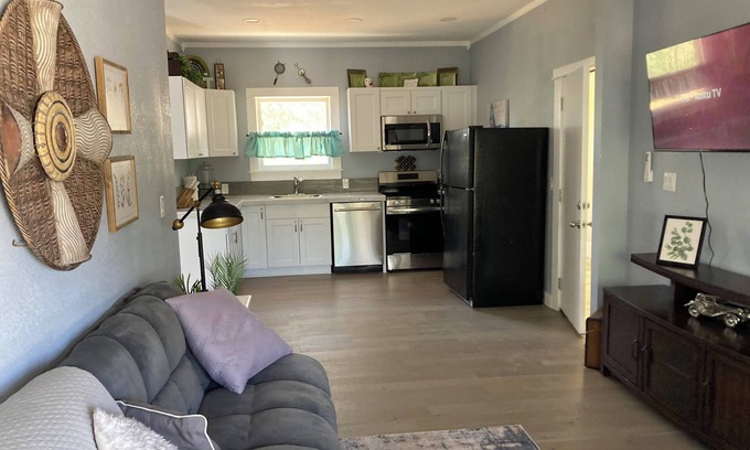 Globe Appartement | Unit 3 - Turquoise - Pinal Creek East - Wifi - central location