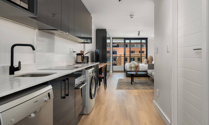 Claremont Appartement | Unit 530 Newlands Peak Studio Apartment